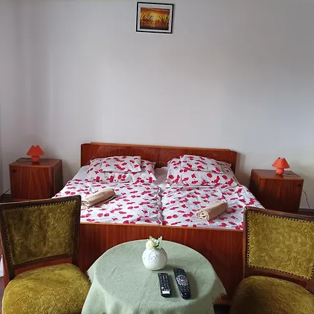 Kemences Vendeghaz Mikohaza
