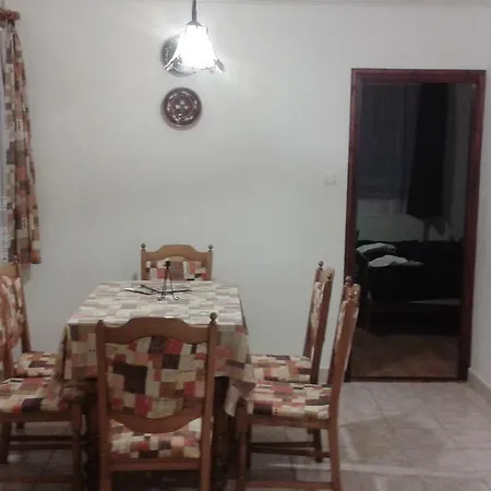 Kemences Vendeghaz