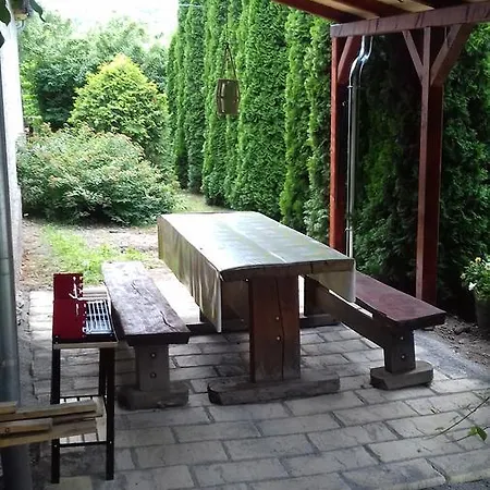 Kemences Vendeghaz Konukevi Mikohaza